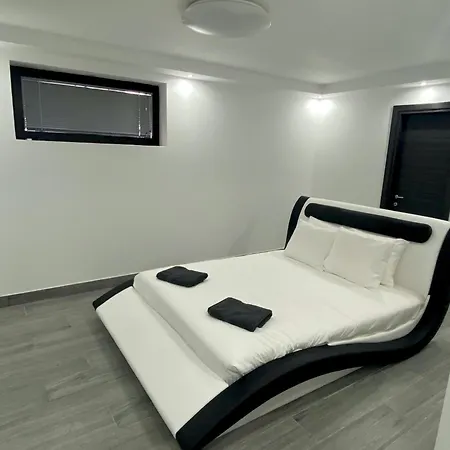 Poseidon With Private Heated Pool, Sauna And Stunning Volcano Views By Amazzzing Travel 别墅