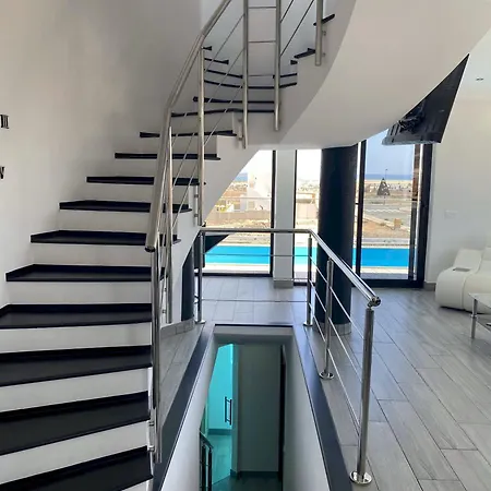 Poseidon With Private Heated Pool, Sauna And Stunning Volcano Views By Amazzzing Travel 别墅 *