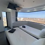 빌라 Poseidon With Private Heated Pool, Sauna And Stunning Volcano Views By Amazzzing Travel