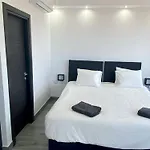 Poseidon With Private Heated Pool, Sauna And Stunning Volcano Views By Amazzzing Travel * 코라레호