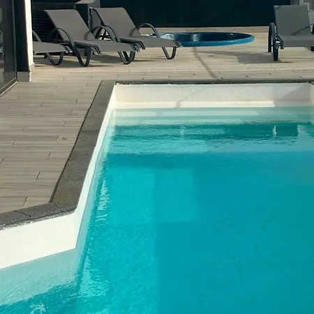 Poseidon With Private Heated Pool, Sauna And Stunning Volcano Views By Amazzzing Travel *