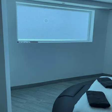 Poseidon With Private Heated Pool, Sauna And Stunning Volcano Views By Amazzzing Travel *