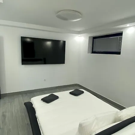 Poseidon With Private Heated Pool, Sauna And Stunning Volcano Views By Amazzzing Travel *