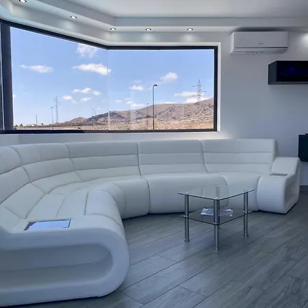 Poseidon With Private Heated Pool, Sauna And Stunning Volcano Views By Amazzzing Travel Villa Corralejo