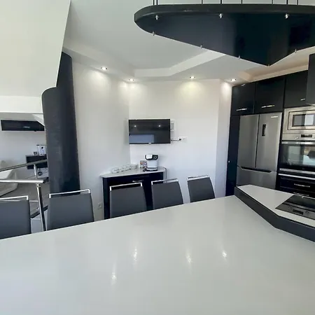 Villa Poseidon With Private Heated Pool, Sauna And Stunning Volcano Views By Amazzzing Travel *