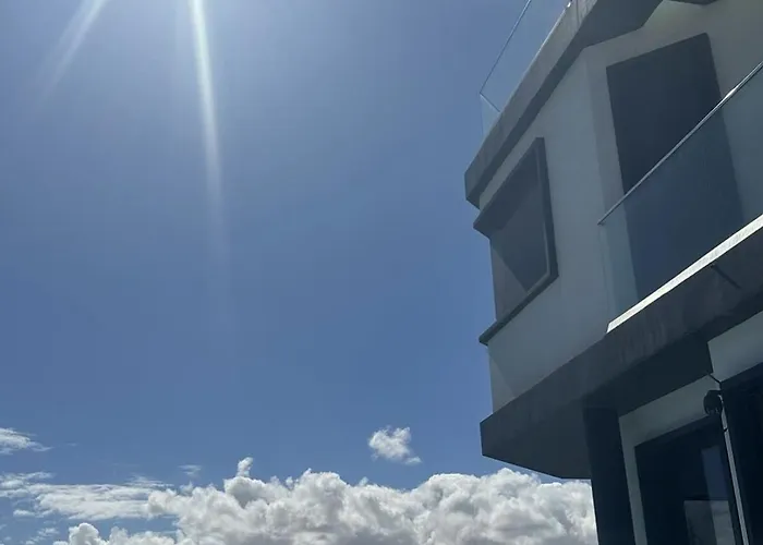 וילה Poseidon With Private Heated Pool, Sauna And Stunning Volcano Views By Amazzzing Travel