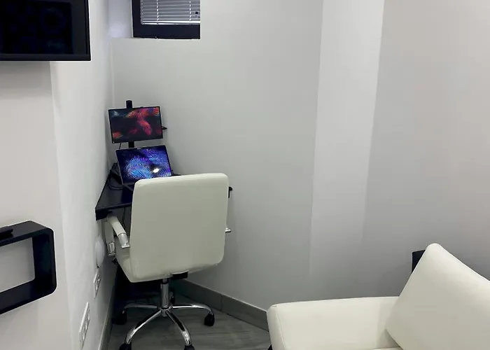 Poseidon With Private Heated Pool, Sauna And Stunning Volcano Views By Amazzzing Travel וילה