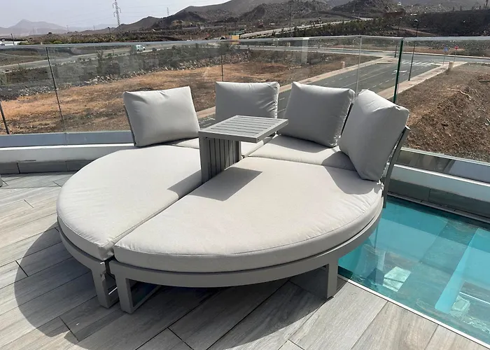 וילה Poseidon With Private Heated Pool, Sauna And Stunning Volcano Views By Amazzzing Travel