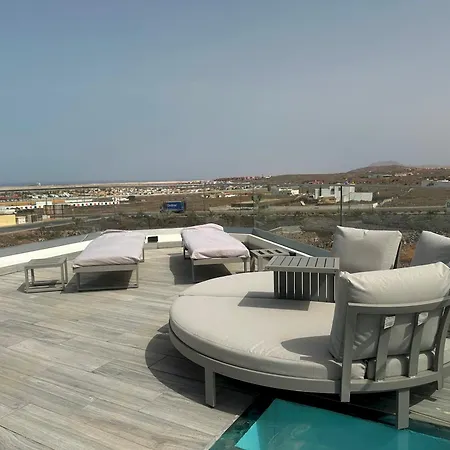 Poseidon With Private Heated Pool, Sauna And Stunning Volcano Views By Amazzzing Travel Corralejo