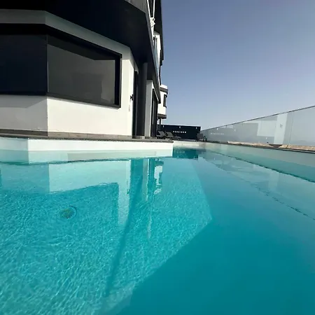 Poseidon With Private Heated Pool, Sauna And Stunning Volcano Views By Amazzzing Travel Corralejo