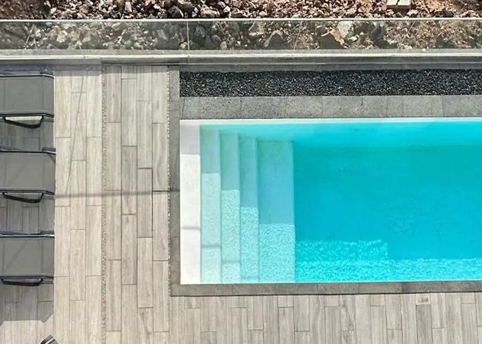 Poseidon With Private Heated Pool, Sauna And Stunning Volcano Views By Amazzzing Travel