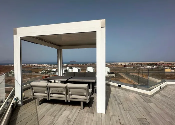 Poseidon With Private Heated Pool, Sauna And Stunning Volcano Views By Amazzzing Travel