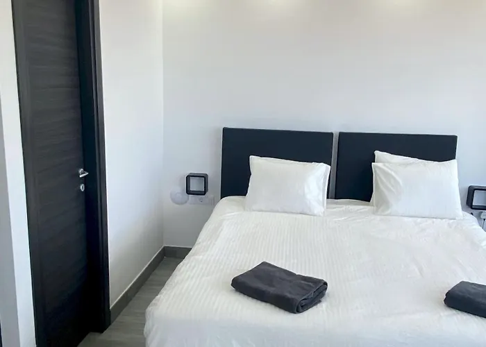 Poseidon With Private Heated Pool, Sauna And Stunning Volcano Views By Amazzzing Travel * Corralejo