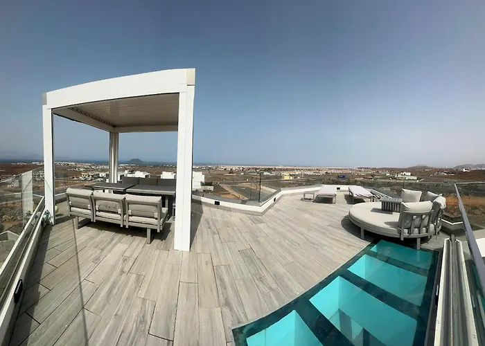 Poseidon With Private Heated Pool, Sauna And Stunning Volcano Views By Amazzzing Travel